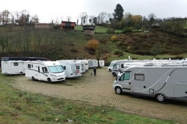 Concentracin de autocaravanas en Teverga