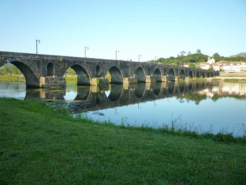 Puente romano sobre el ro Lima, en Ponte de Lima