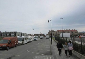 Llanes abre hoy un aparcamiento para autocaravanas en La Talá